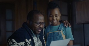 Image supplied. 1Life Insurance’s new brand advert, Your life will change when you realise that insurance can help you build generational wealth looks at life insurance through a different lens