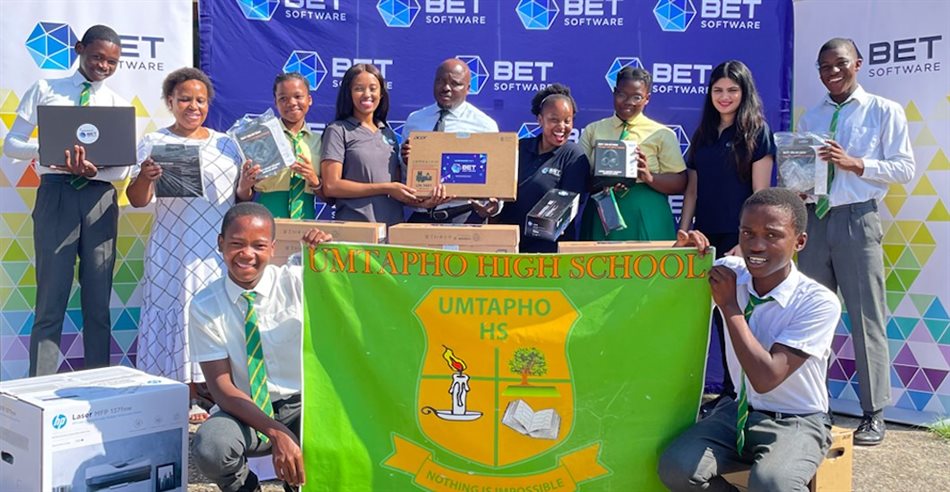 BET Software was at Umtapho High School to invest in the education of tomorrow’s leaders