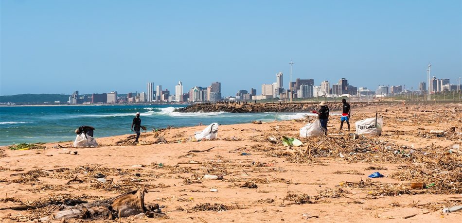 Bata SA backs The Litterboom Project's beach clean-ups