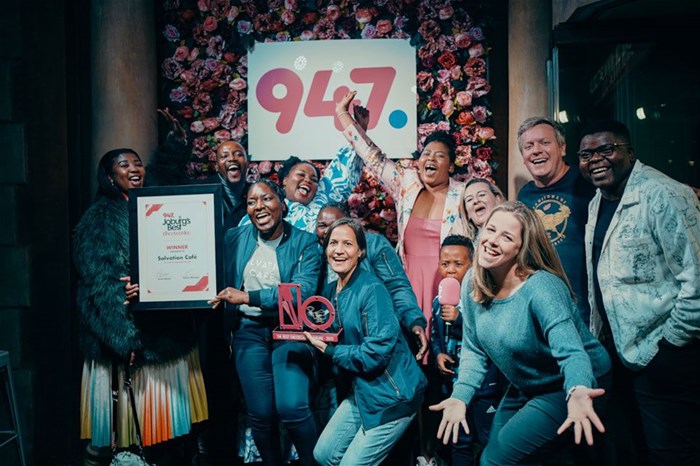 Anele and the club on 947 present the best cheesecake to Joburg