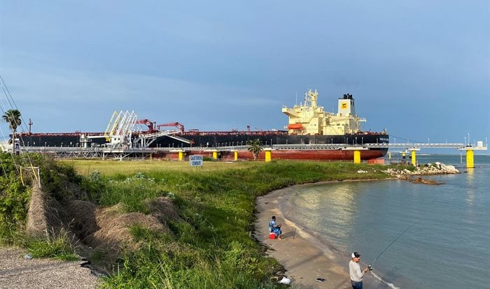 Oil tanker Sonangol Porto Amboim is docked at the South Texas Gateway terminal in Ingleside, Texas, US. 2023. Source: Reuters/Arathy Somasekhar