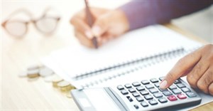 Get on top of your finances with this free budgeting course