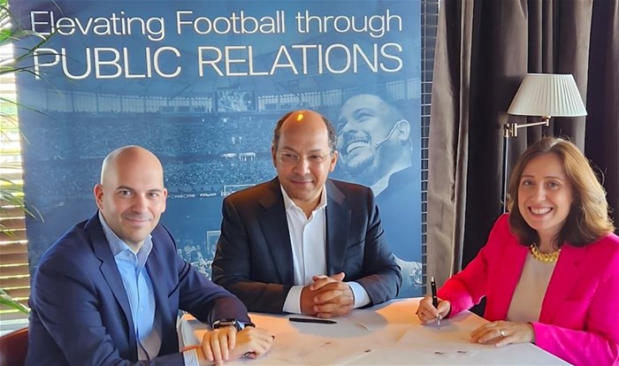 The signing ceremony was led by Jan Alessie, co-founder and director of World Football Summit, Marian Otamendi, director of World Football Summit, and Nicolas Pompigne-Mognard, founder and chairman of APO Group