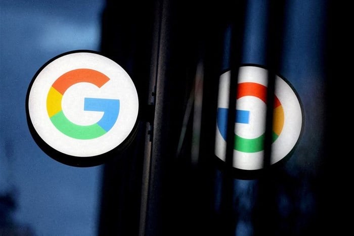 File photo: The logo of Google LLC is seen at the Google Store Chelsea in Manhattan, New York City, US, 17 November 2021. Reuters/Andrew Kelly/File Photo