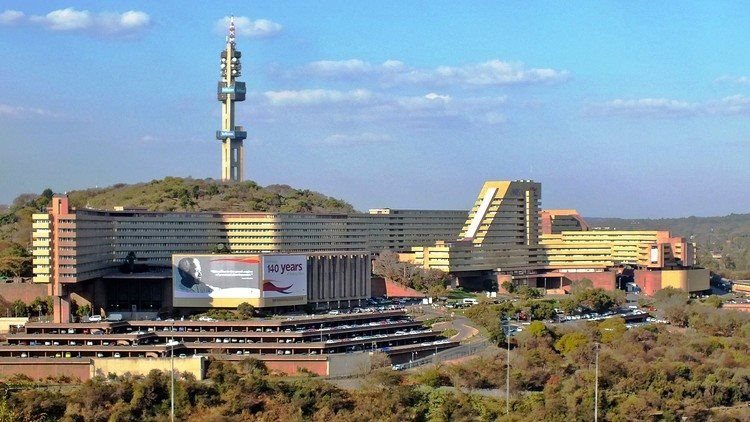 UNISA, a once proud institution, is to be placed under administration. Photo: A. Bailey via  (CC BY-SA 3.0)
