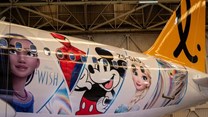 Imag supplied from The Disney Plane reveal, captured by Mpho Ramathikithi, ZCMC Media. Disney’s biggest festive retail campaign in South Africa, May Your Wishes Come True has kicked off with a co-branded celebratory aircraft livery on Lift featuring some of the most iconic and memorable characters from Disney, Marvel and Star Wars
