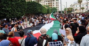 Tunisians gather during a pro-Palestinian protest to express solidarity with Palestinians in Gaza, in Tunis, Tunisia, 20 October 2023. REUTERS/Jihed Abidellaoui/File Photo.