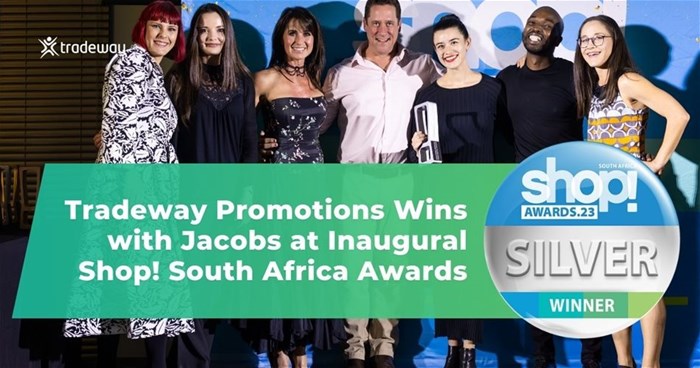 Representatives from Tradeway’s creative team, Siya Kosi, Gretha Le Roux and Alexis Kitchen, along with JDE’s shopper marketing and sales strategy manager, Sascia Lovell and shopper marketing and sales strategy specialist, Chanel Oosthuizen, accepting Silver at the Shop! South Africa Awards.