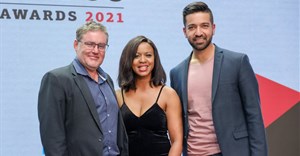 Source: ©AdFocus2021 Rob Rose, editor of FM, (left) with Tumi Rabanye 2021 AdFocus chair (centre) and Faheem Chaudhry, 2022 chair (right)