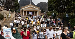Members of the University of Cape Town Employees Union (UCTEU) are on strike. They are demanding a 1.5% increase to 2023 salaries and a 7.5% increase to 2024 salaries, among other demands. Photos: Ashraf Hendricks /GroundUp