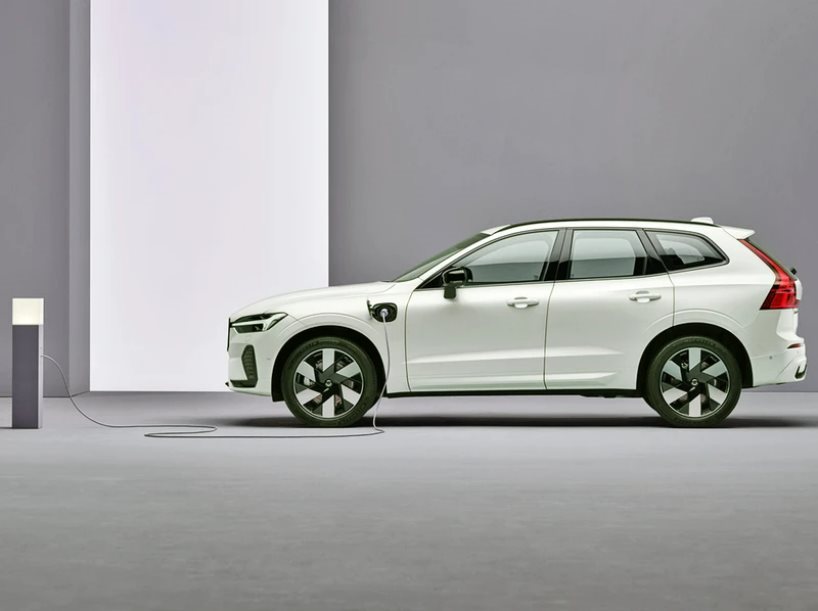 Volvo says its XC60 Recharge plug-in hybrid was SA’s best-selling PHEV last year.