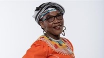 Source: @SABC  Nomampondo Noluthando Simayi, known for her portrayal of the character Nosiseko in the weekday soapy Ithini Na Lento on the station, Umhlobo Wenene FM has passed away