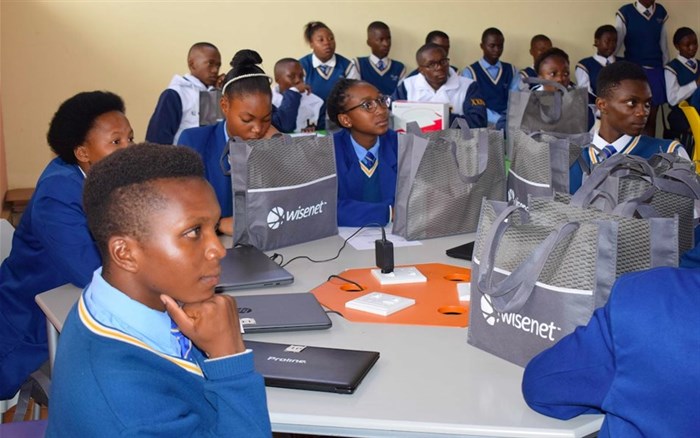 Grade 11 learners with their Raspberry Pi