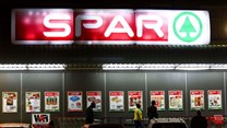 Spar steps up battle for affluent and discount shoppers