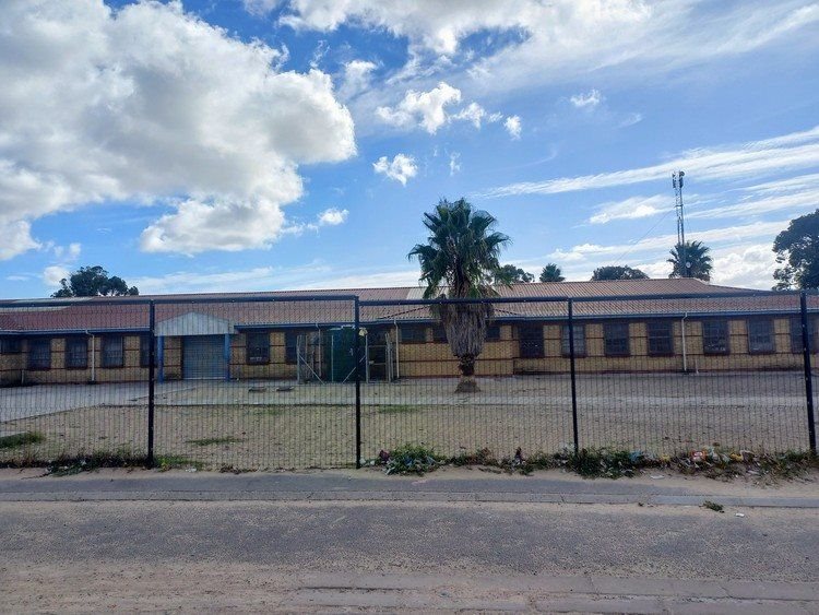 Eskom cut electricity to Vergenoegd Primary School in Delft after the school did not pay its outstanding fees of about R39,000. Photo: Marecia Damons