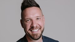 South Africa&#x2019;s Good Things Guy, Brent Lindeque hosts MTN Win-Win Summer campaign weekly show