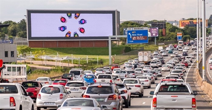 AutoTrader lights up the N1 with South Africa’s largest digital billboard launch
