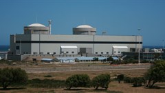 Eskom, which runs Africa's only operational nuclear power station near Cape Town, is preparing a request for information covering up to 5,200 megawatts of new capacity. Image credit: , , via Wikimedia Commons