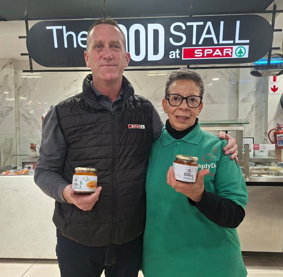 Simply Deli founder, Yolande Buckley (R). Image supplied