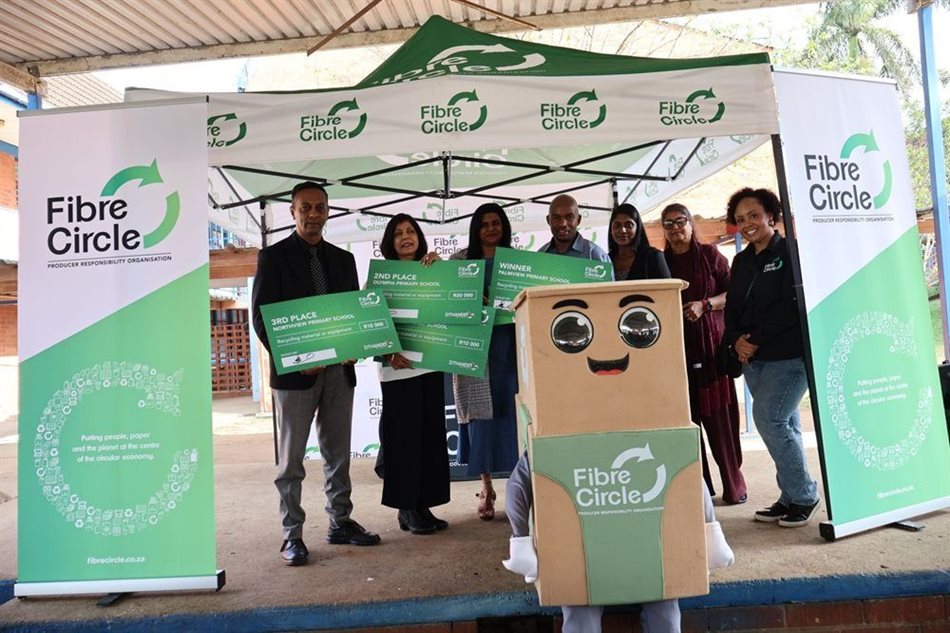 Fibre Circle rewards top recycling schools in Zithande Mzansi Back2School competition