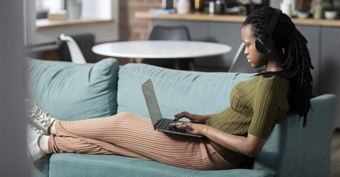 Smaller fibre networks quietly outperform major SA operators