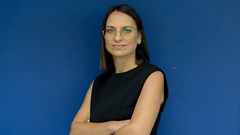 Dr. Mandi Joubert