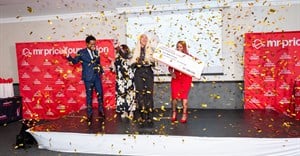 The inaugural Bindzu Youth Fund cohort culminated in a national pitching competition, in which entrepreneur Kamogelo Selepe, founder of the AI-powered marketing and technology business ArcaneEdge, was awarded the programme's top prize of R1m. Image supplied.