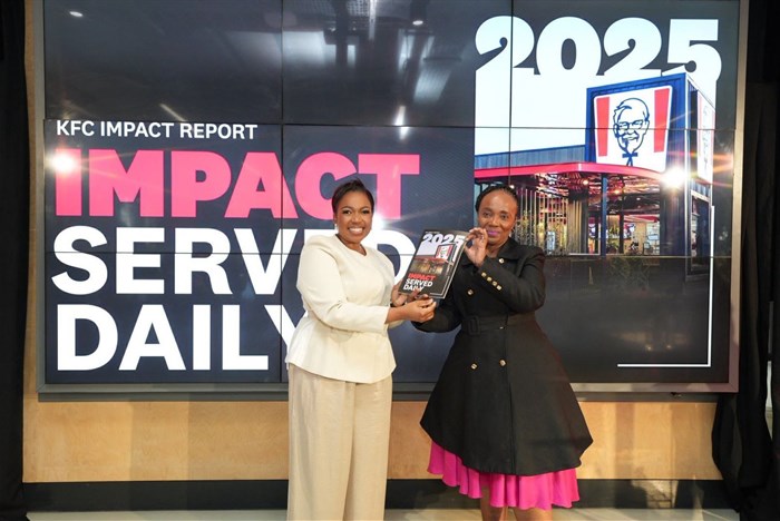 Akhoma Qengqe, general manager of KFC Africa, with the Minister in the Presidency for Women, Youth and Persons with Disabilities and Minister of Social Development, Sindisiwe Chikunga. Image supplied.