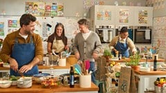 An ordinary afternoon school run recently took an unexpected turn when Jamie Oliver surprised parents waiting to collect their children at a Cape Town school - inviting them into a classroom for a hands-on cooking session to demonstrate just how simple it can be to prepare delicious home-cooked meals using Checkers' new 60 exclusive Dinner Done Better recipes (Image supplied)