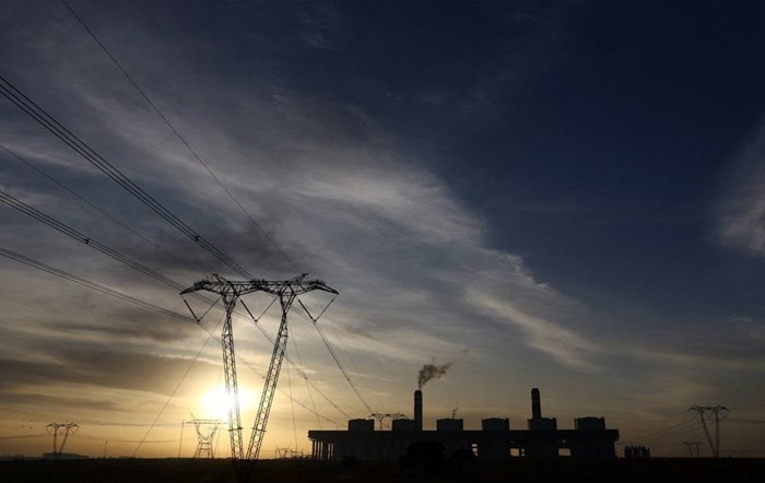 Electricity pylons are seen at the Kusile coal-fired station of South African utility Eskom, as the company's ageing coal-fired plants cause frequent power outages, in Delmas, in the Mpumalanga province, South Africa, 17 January 2023. Reuters/Siphiwe Sibeko/File Photo