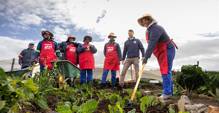 Shoprite reaches 300th community garden milestone in Bredasdorp