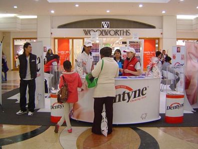 Dentyne Mall Activations