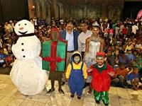 Left to right: Dr Hassen Adams, chairman Grand Parade Investments with GrandWest general manager Mervyn Naidoo and characters from some of the children’s favourite fairy tales.