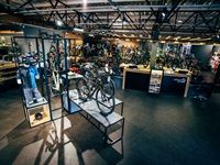 Lynnwood Cyclery unveils new look