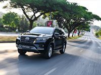 A first look at the revamped Toyota Fortuner