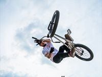 See: Vincent Leygonie wins at first-ever BMX Freestyle South African Championship