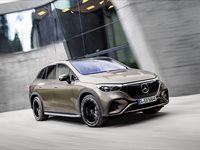 New all-electric SUV from Mercedes-Benz redefines its class with elegance and technology